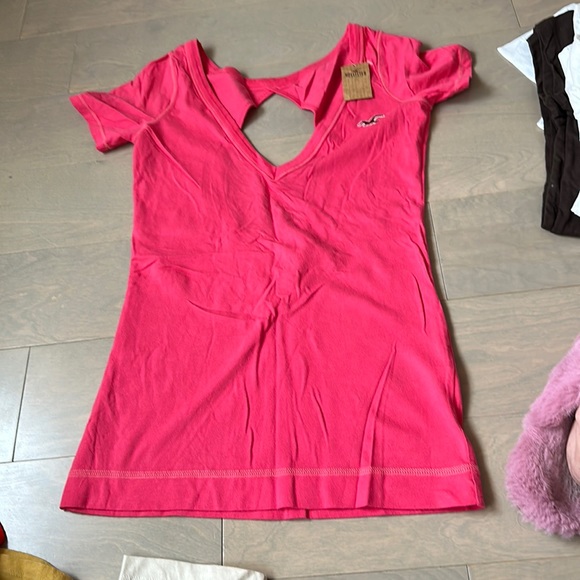 Hollister Tops - BNWT vintage hollister tshirt XS